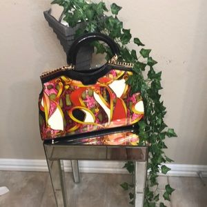 Multiple color purse